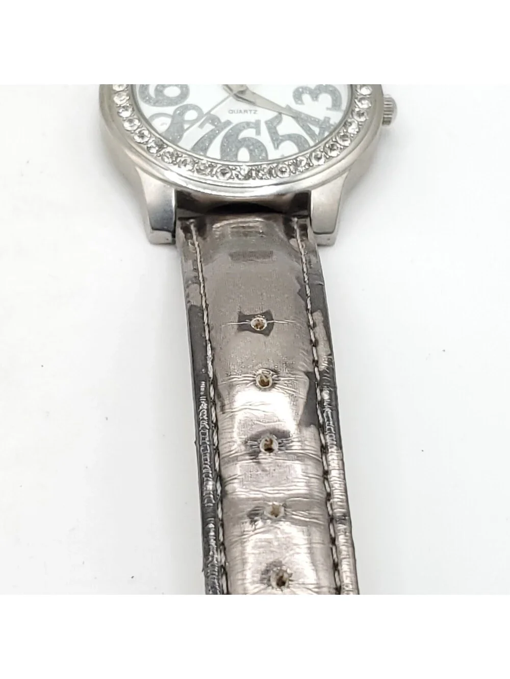 NY&C Quartz Watch Womens 40mm Silver Tone Rhinestone Bezel New Battery